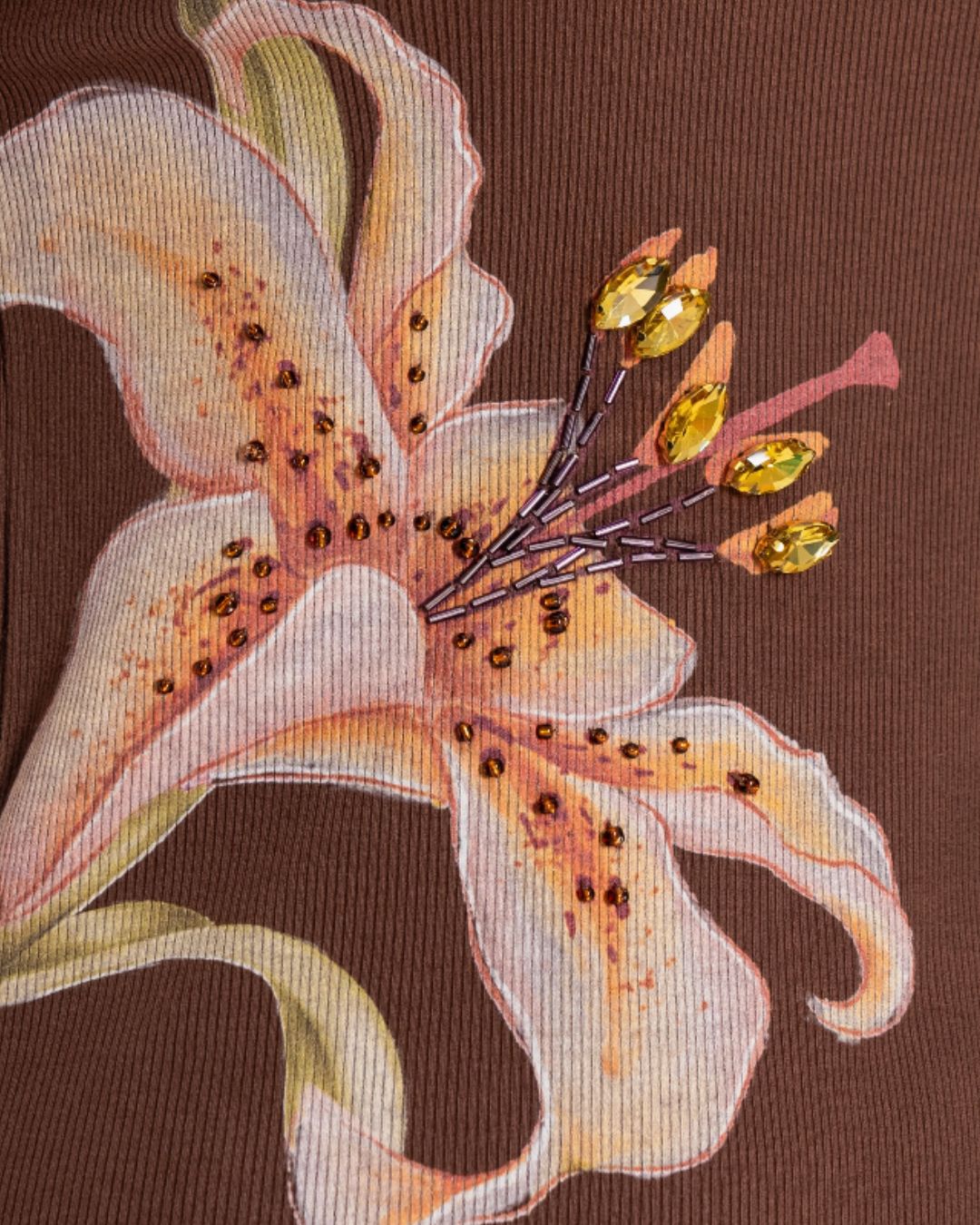 AUTUMN VIBES GRAPHIC TOP