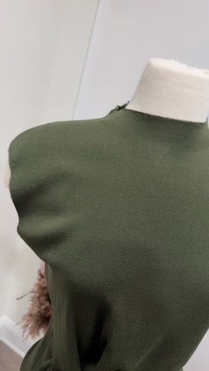 MODERN TWIST TOP