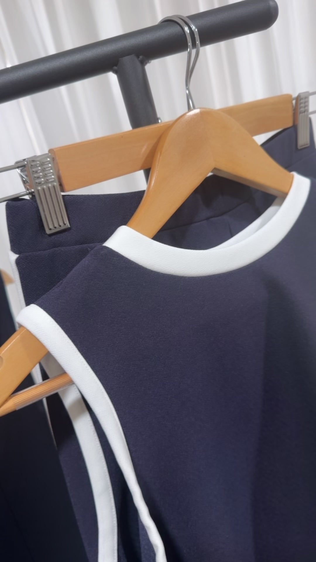 ELOISE LUXE CONTRAST DETAIL SET