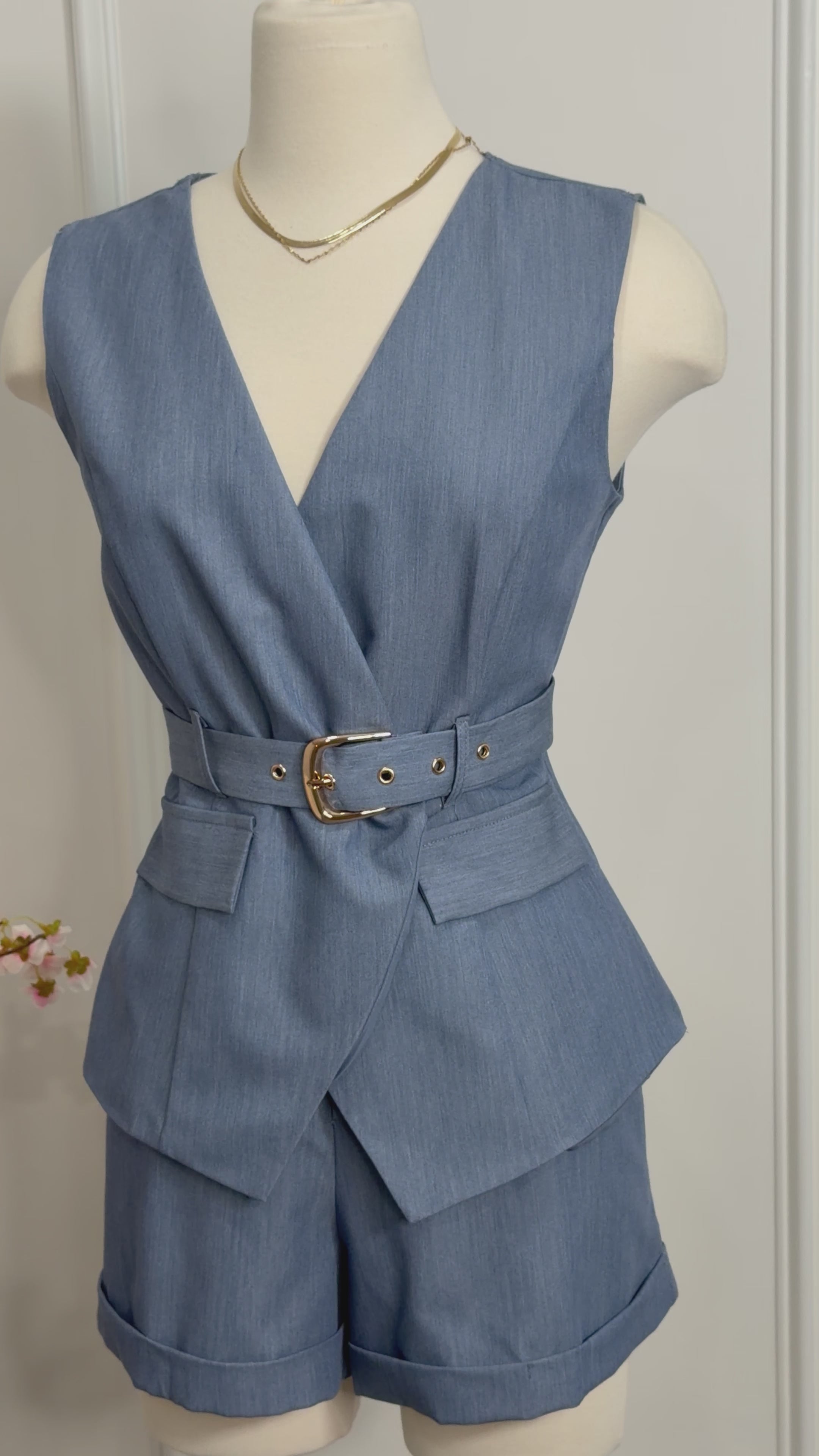 CHIC DATE BELTED VEST & SHORTS SET