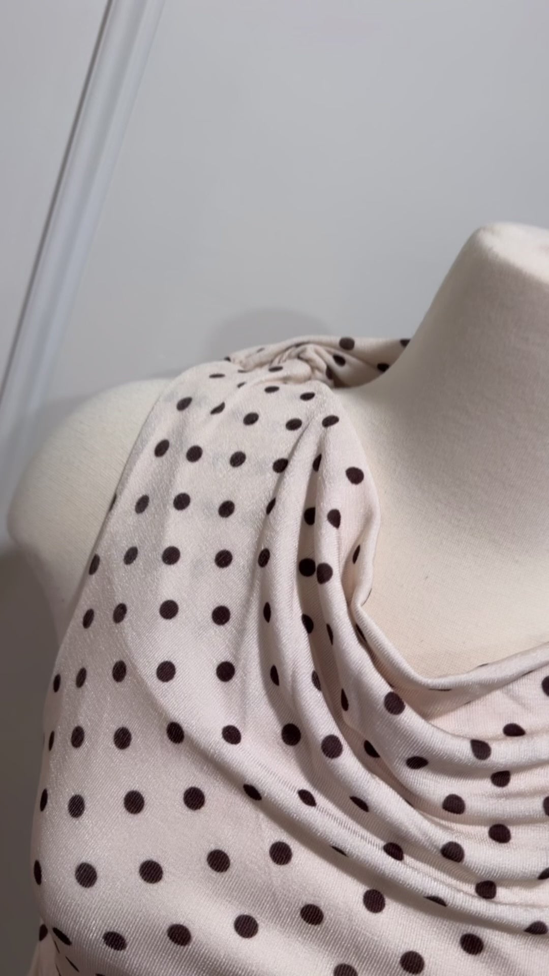FALL DATE POLKA DOT TOP